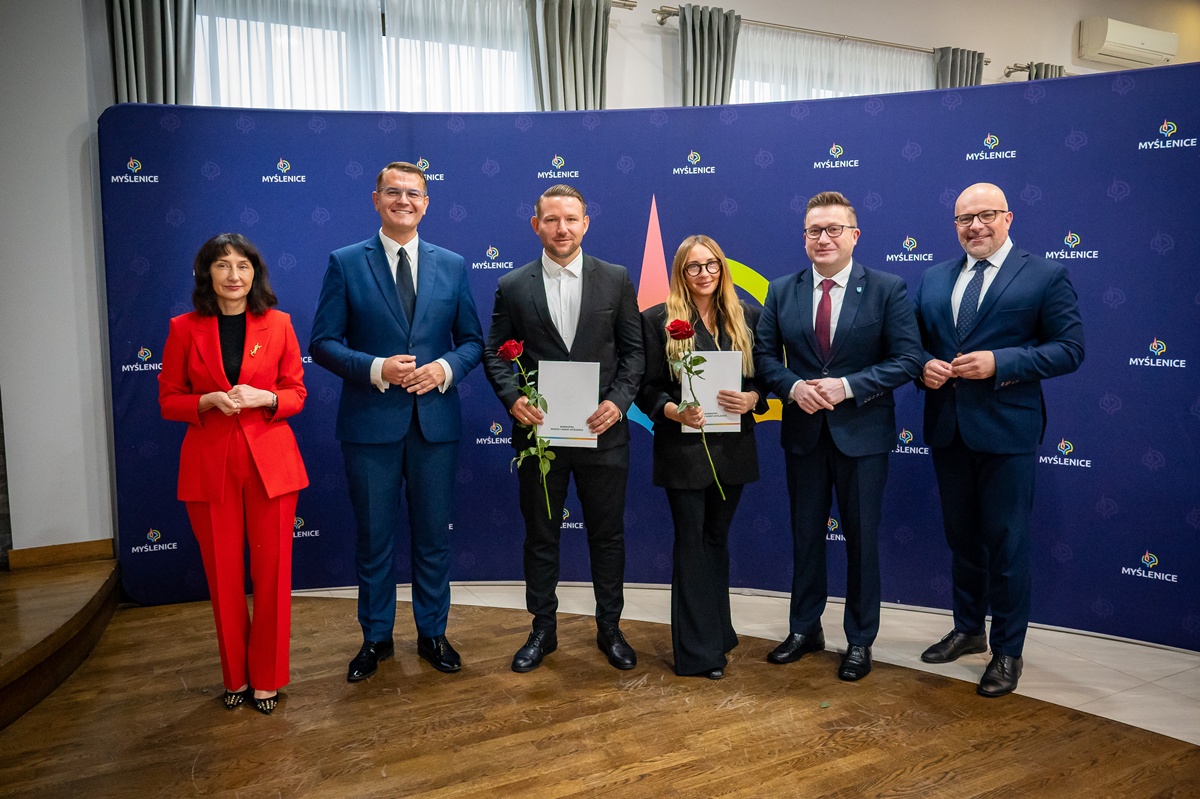Dzien Edukacji Narodowej 14 10 26 90