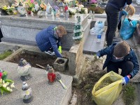 sprzatanie_grobow (19)